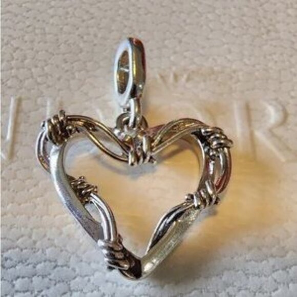 Silver Heart Pendant - Picture 6 of 7